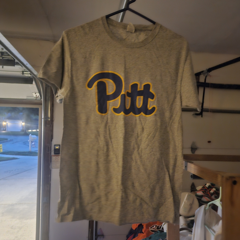 Gray Pitt T-Shirt Size S